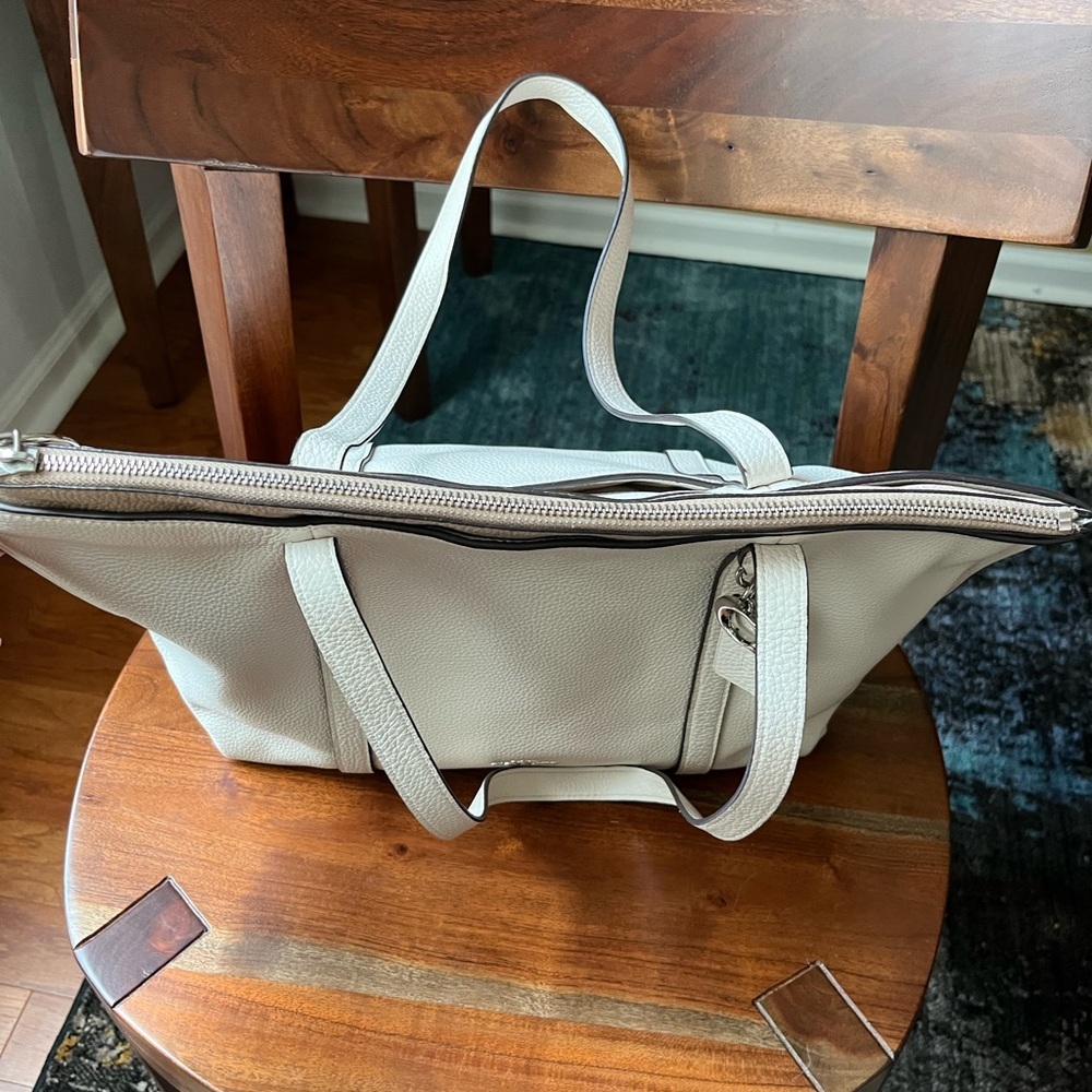 Coach Cream Vintage Soft Leather Multi Compartment Tote Bag - Picture 6 of 16